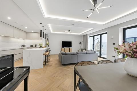 3 bedroom apartment to rent, THE LUXLEY, GOLDERS GREEN, NW11
