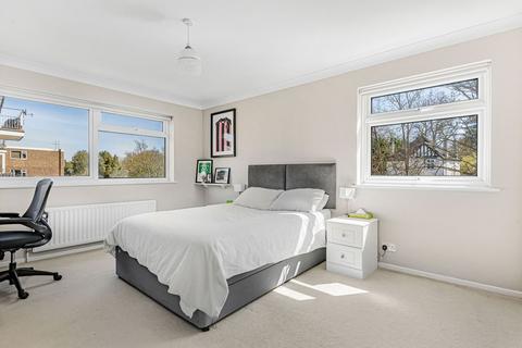 Flat 4, Caton Court, 4 Beckenham Grove, Bromley, BR2 0JU