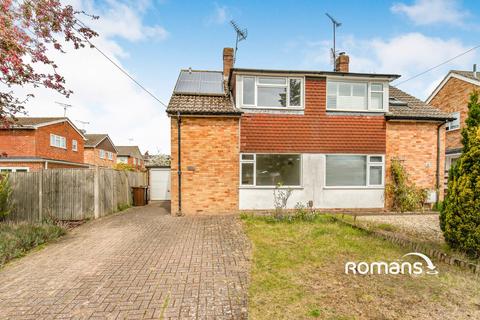 2 bedroom semi-detached house to rent, Brookside, Wokingham, Berkshire, RG41