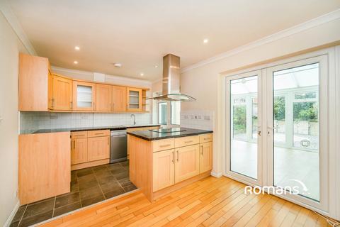2 bedroom semi-detached house to rent, Brookside, Wokingham, Berkshire, RG41