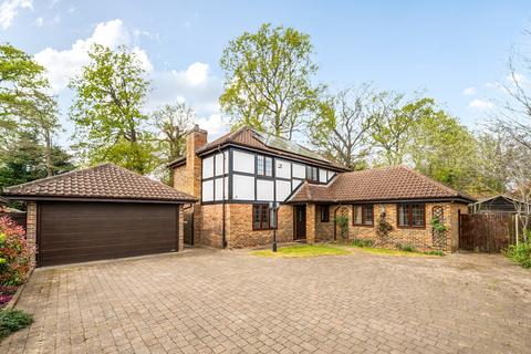 4 bedroom detached house for sale, Fairwater Drive, New Haw, KT15