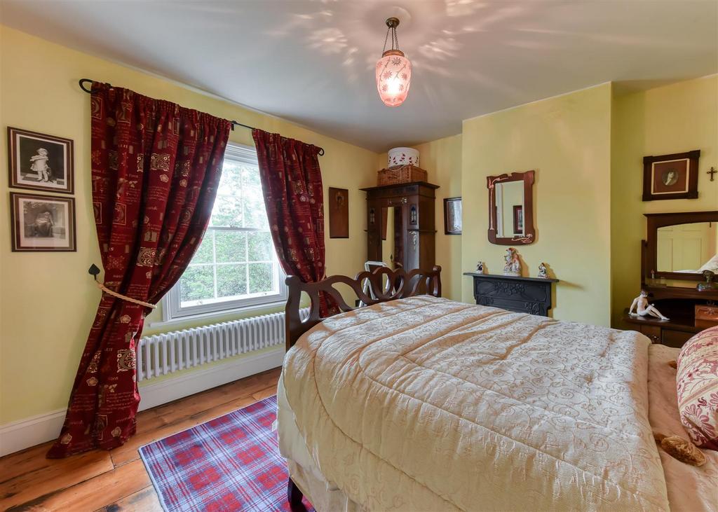 Park View-bed2.jpg