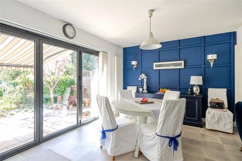 14 Hill Rise, Ruislip, HA4 7JL