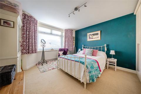 14 Hill Rise, Ruislip, HA4 7JL