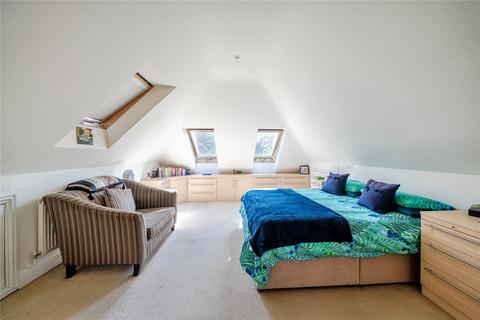 14 Hill Rise, Ruislip, HA4 7JL