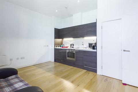 1 bedroom flat to rent, O'Central, Crampton Street, London, SE17