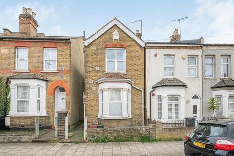 2 bedroom detached house for sale, Chapel Road, Hounslow TW3