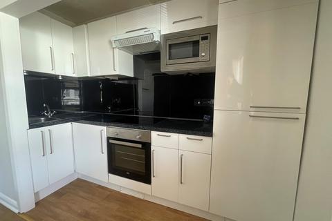 1 bedroom flat to rent, Ashford Road, Eastbourne BN21