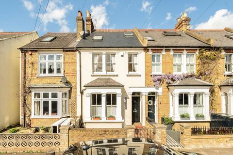 Haliburton Road, St Margarets TW1