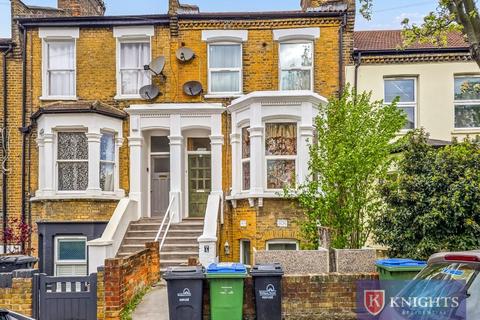 1 bedroom apartment for sale, North Birkbeck Road , Leyton, London, E11