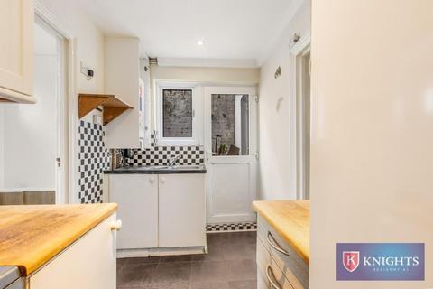 1 bedroom apartment for sale, North Birkbeck Road , Leyton, London, E11