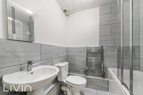 32 Renown Close, Croydon, CR0 3SZ