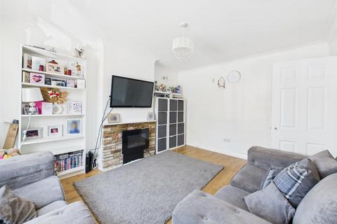 94 Buckhurst Avenue, Carshalton, SM5 1PF