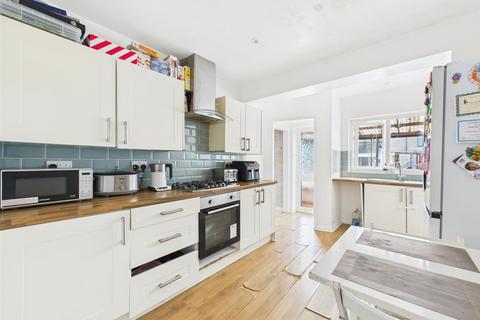 94 Buckhurst Avenue, Carshalton, SM5 1PF
