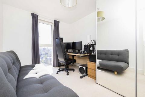 2 bedroom flat to rent, Dalston Square, London E8