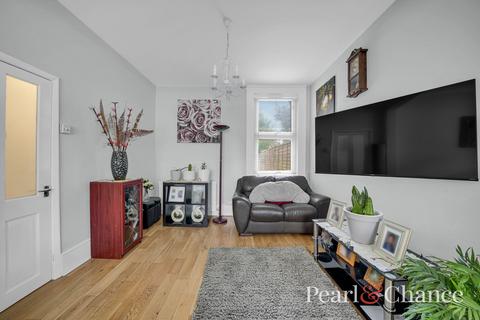 4 bedroom terraced house for sale, Holly Road, Enfield, EN3