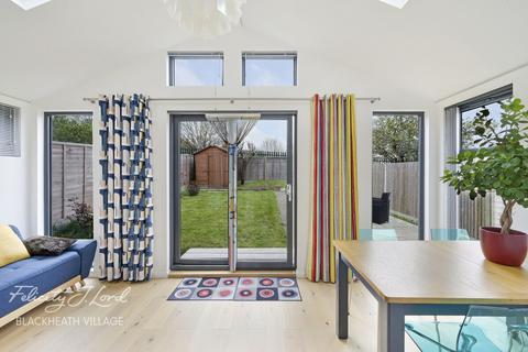 undefined, Holburne Road, London