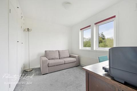 3 bedroom semi-detached house for sale, Holburne Road, London
