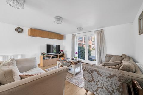 414 Westmount Road, Eltham, London, SE9 1AF