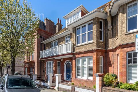 3 bedroom flat for sale, York Avenue, Hove, East Sussex, BN3