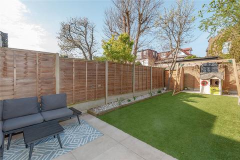 8 Bonser Road, Twickenham, TW1 4RG