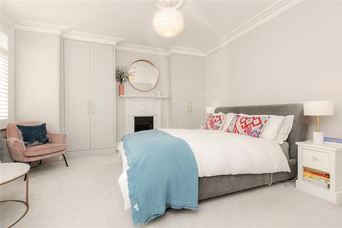 8 Bonser Road, Twickenham, TW1 4RG