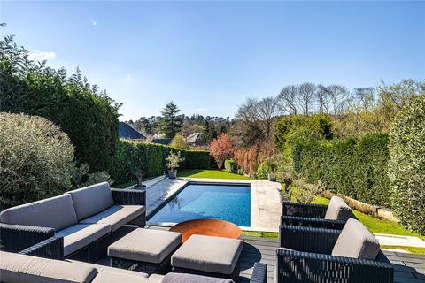 Queenwood Moles Hill, Oxshott, Leatherhead, KT22 0QB