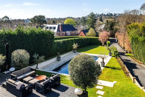 Queenwood Moles Hill, Oxshott, Leatherhead, KT22 0QB