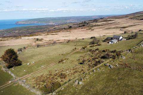 undefined, Parc-y-Dinas, Dinas Cross, Newport