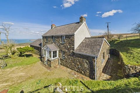 undefined, Parc-y-Dinas, Dinas Cross, Newport
