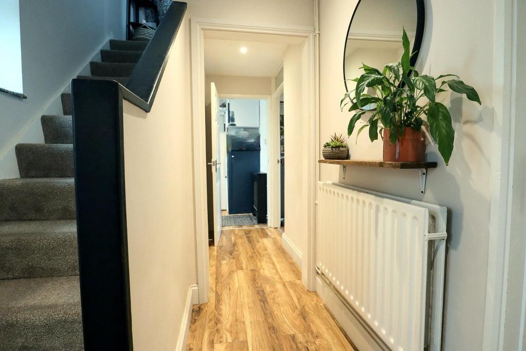 Hallway.jpg
