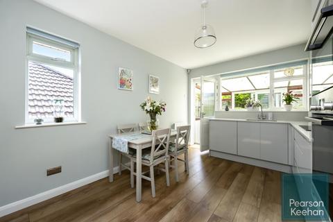 3 bedroom detached bungalow for sale, Mill Rise, Brighton
