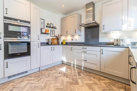 34 Berryfield, Swindon, SN3 6FB