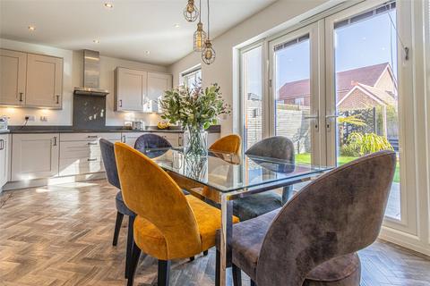 34 Berryfield, Swindon, SN3 6FB