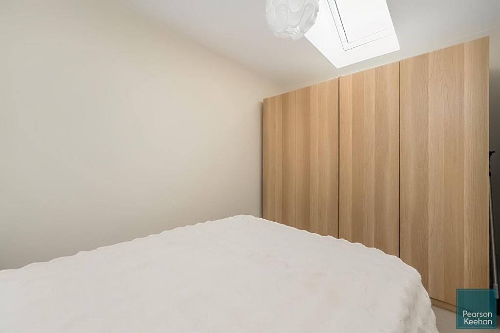 Bungalow 4 134 cresent drive north-bn2 (12).jpg