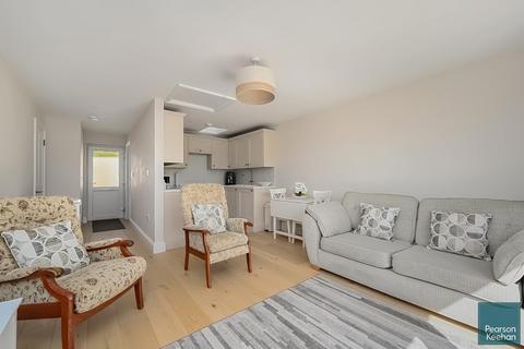 1 bedroom bungalow for sale, 134 Crescent Drive North, Brighton