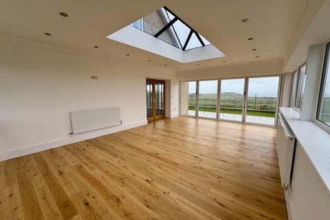 undefined, Ffordd Caergybi, Cemaes Bay, LL67