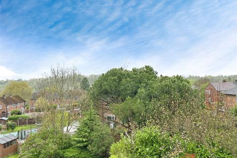 69 Bankhouse Drive, Buglawton, Congleton, CW12 2BL