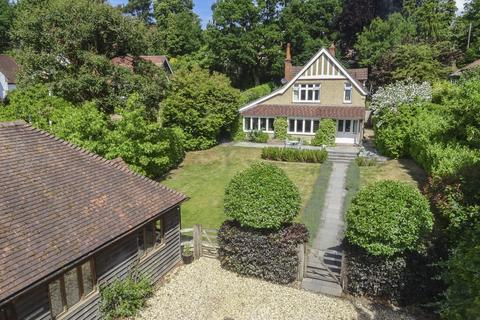 5 bedroom detached house for sale, Gorse Close, Farnham, Surrey, GU10