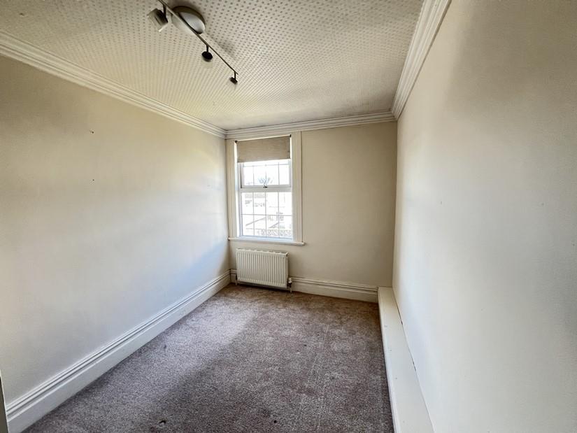 2 Nursery Ave (12).JPG