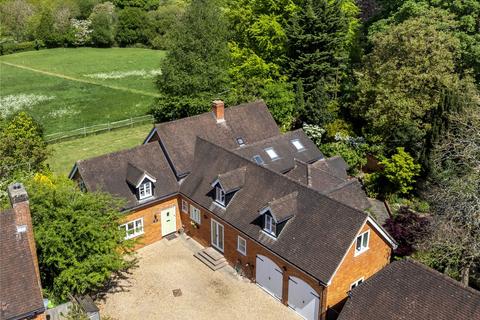 undefined, Wanborough, Guildford, Surrey, GU3