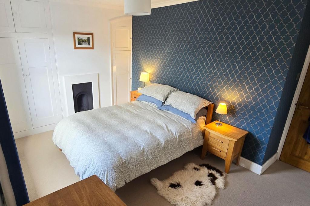 Bedroom 1 A.jpg