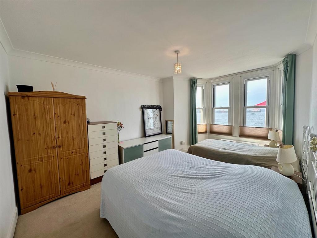 Bedroom 1 First Floor BQ.jpg
