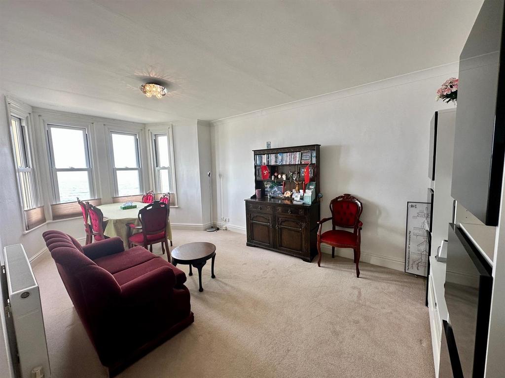 Lounge Floor 1 BQ.jpg