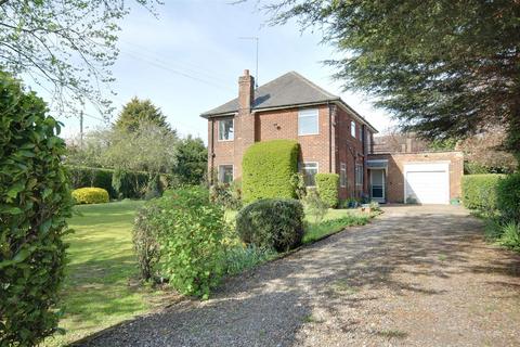 4 bedroom detached house for sale, Common Lane, Welton