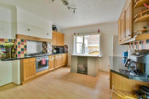 3 bedroom detached house for sale, Barrack Road, Bexhill-on-Sea, TN40