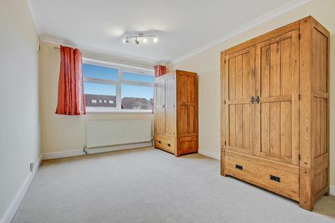 Greville Court, Harrow HA1
