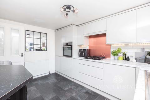 44 Stourvale Road, Bournemouth, BH5 2LA