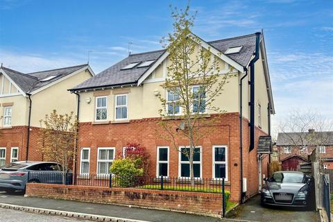 undefined, Welman Way, Altrincham