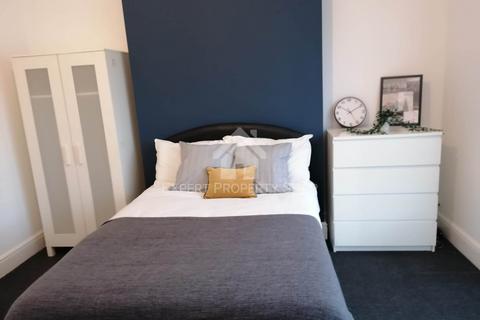 undefined, *AVAILABLE NOW*Room 1.  Watson Road.Worksop,